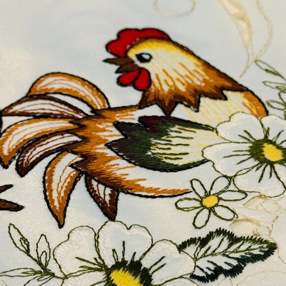 Embroidery Table Runner Farmhouse Country Chicken 54 x 15 in - Picture 7 of 7